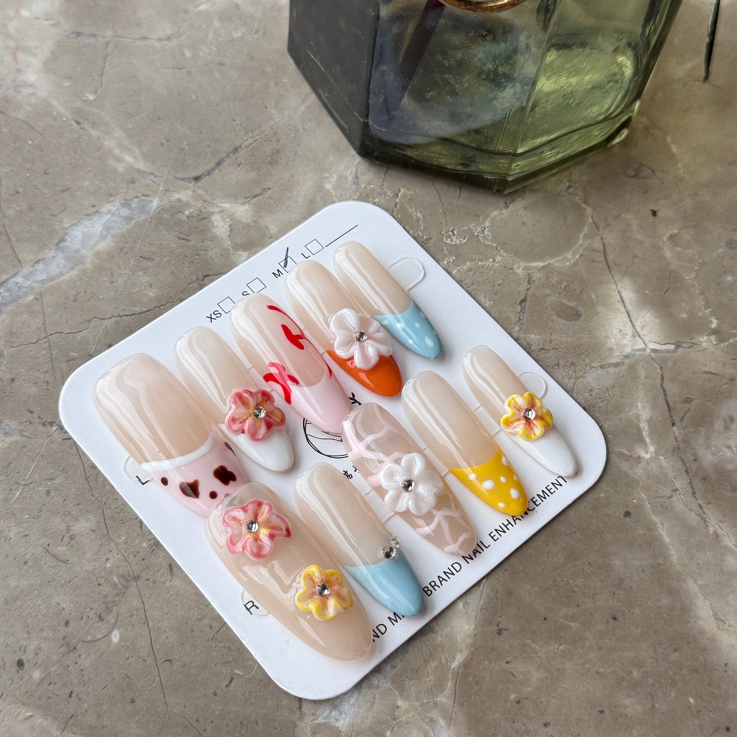 Bloomy Daze – A Petal-Soft Splash of Joy
