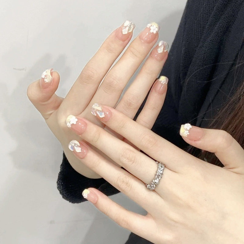 Rustic White Diamond Blossom – Timeless Beauty, Natural Elegance