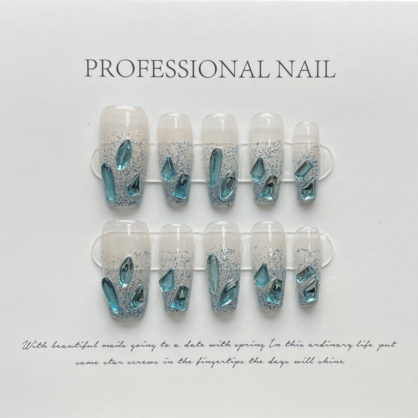 Emerald Elegance Tips – Luminous Shine with Sleek Sophistication
