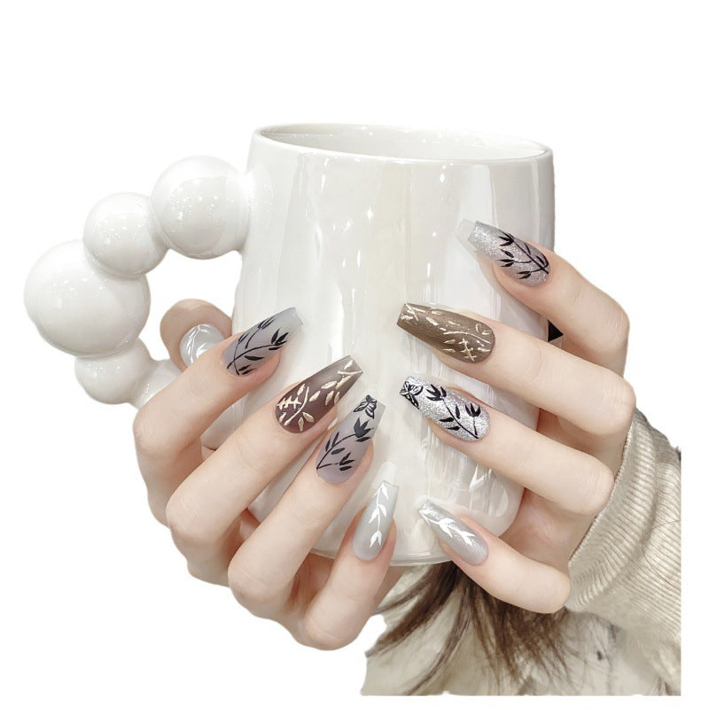 Timeless Silver Veil – Refined Grey Elegance with a Modern Glow