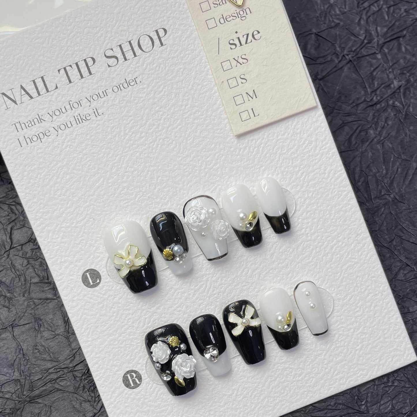 Dreamy Pearl Glow – Enchanting White Shine with Timeless Elegance