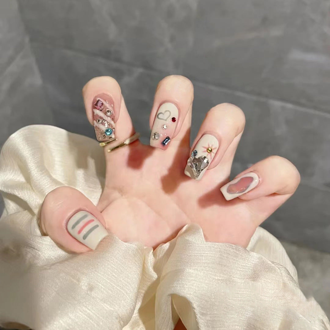 Diamond Cream Luxe – Sassy White Elegance with Checkered Sparkle