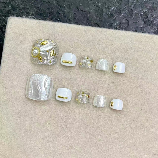 Golden Pearl Radiance – Luxurious Glow, Timeless Beauty