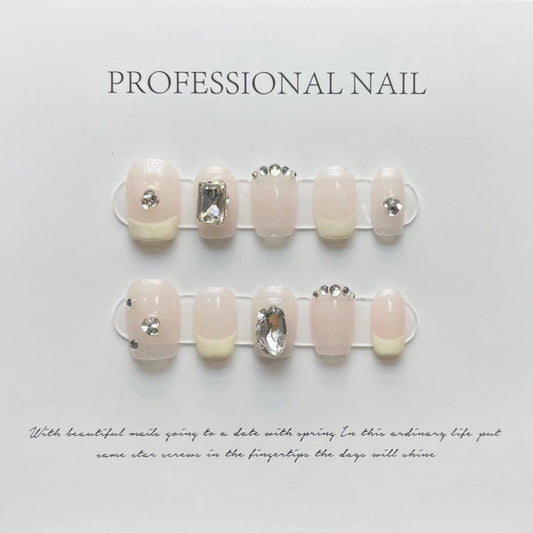 Crystal Crown French – Classic Tips with Sparkling Royal Glam