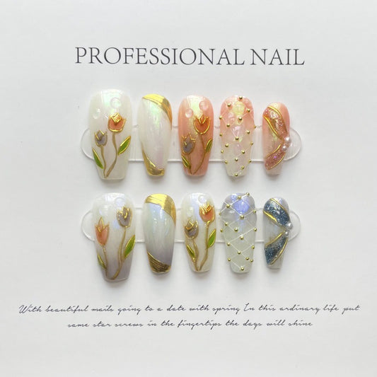 Golden Tulip Radiance – Luxurious Lapis Accents with a Touch of Elegance