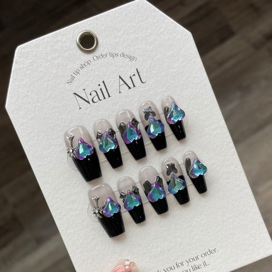 Aurora Enchant – Elf’s Glow in Magical Radiance