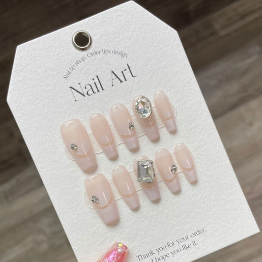 Gradient Hollow French – Featuring Stylish Color Fade