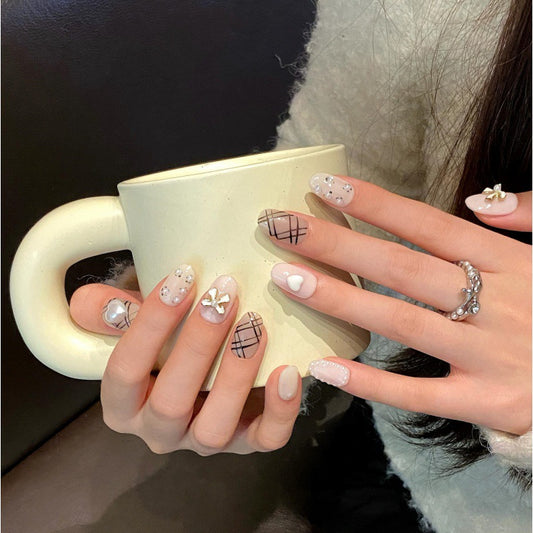 Lustrous Pearl Rain – Opulent Glow with Timeless Elegance