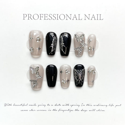 Silver Wing Elegance – Soaring Grace, Timeless Shine