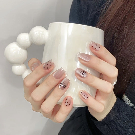 Blossom Bliss – Cheerful Pink Floral Tips with Charming Blooms