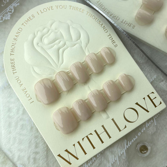 Vanilla Essence – Soft Sweetness, Elegant Glow