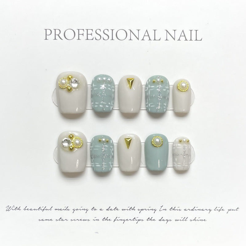 Fragrant Pearl Glamour in Enchanted Fairy Elegance
