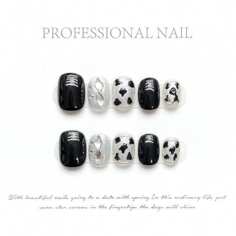 Black Panther Pattern – Bold Power, Sleek Precision