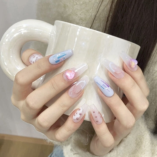 Cotton Candy Heartbeat – Blue & Pink Nails with Charming Heart Accent