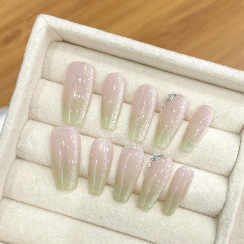 Crystal Frost Cascade – Luminous Glow with Ice-Cool Elegance